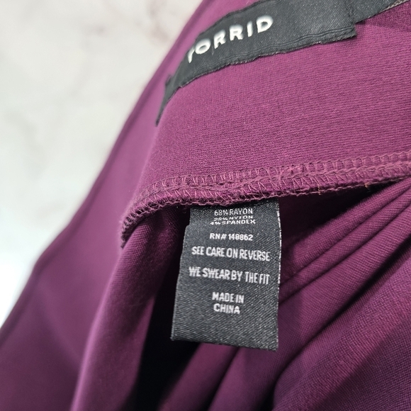 Torrid Pants Womens 3 3X Regular Purple Stretch Pull On Ponte Pixie High Rise - Picture 9 of 12